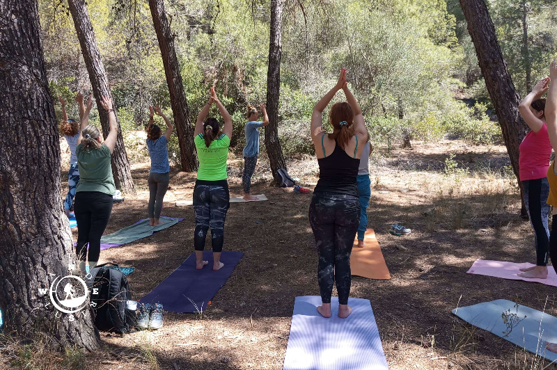 ymittos hiking yoga nature 05