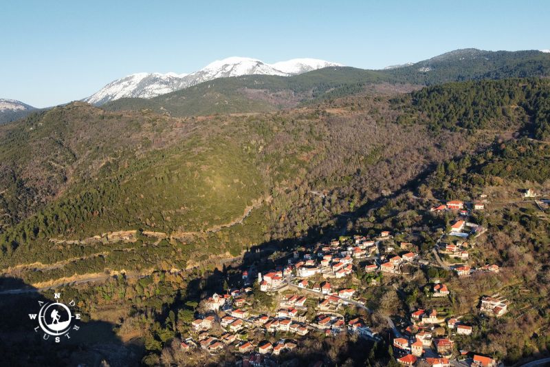 Πανοραμική θέα προς το χωριό Βαμβακού από το μονοπάτι Πλατύ Ποτάμι