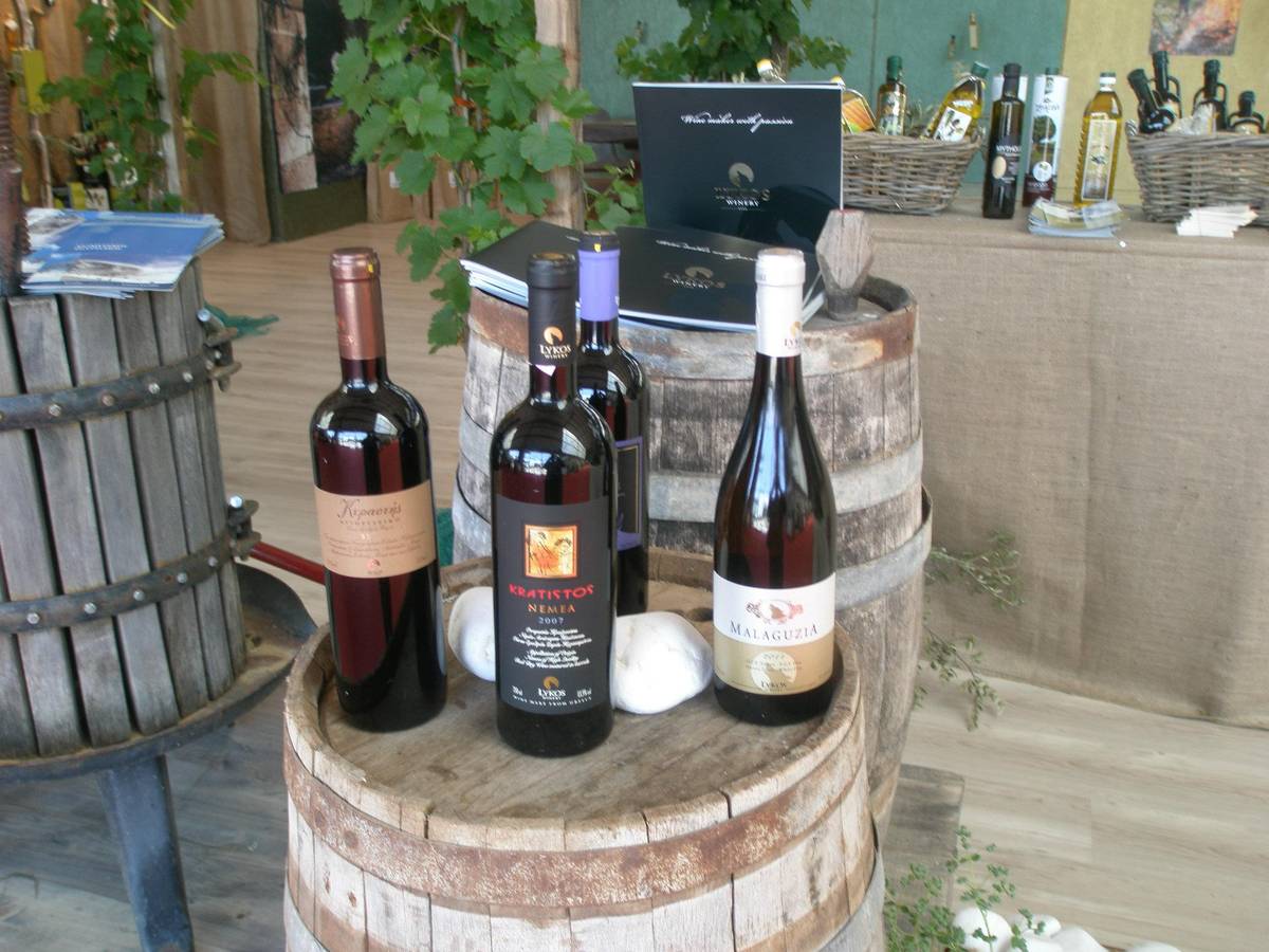 Lykos_winery_01